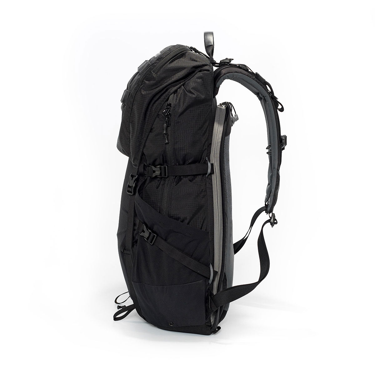 Atlas Athlete Medium Backpack (Black)