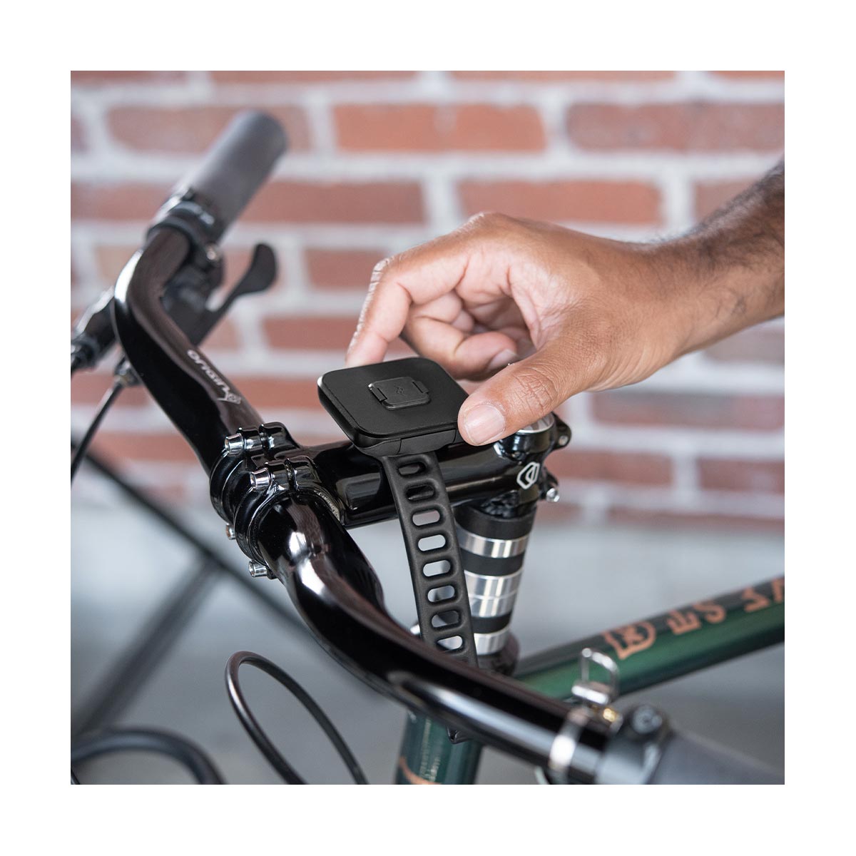 Peak Design Mobile Universal Bar Mount