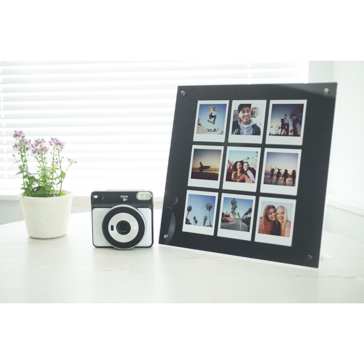 Fujifilm INSTAX Square SQ6 Instant Film Camera (Pearl White)