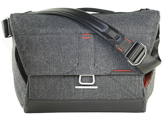 Peak Design The Everyday Messenger 15"- Charcoal, bags shoulder bags, Peak Design - Pictureline  - 1