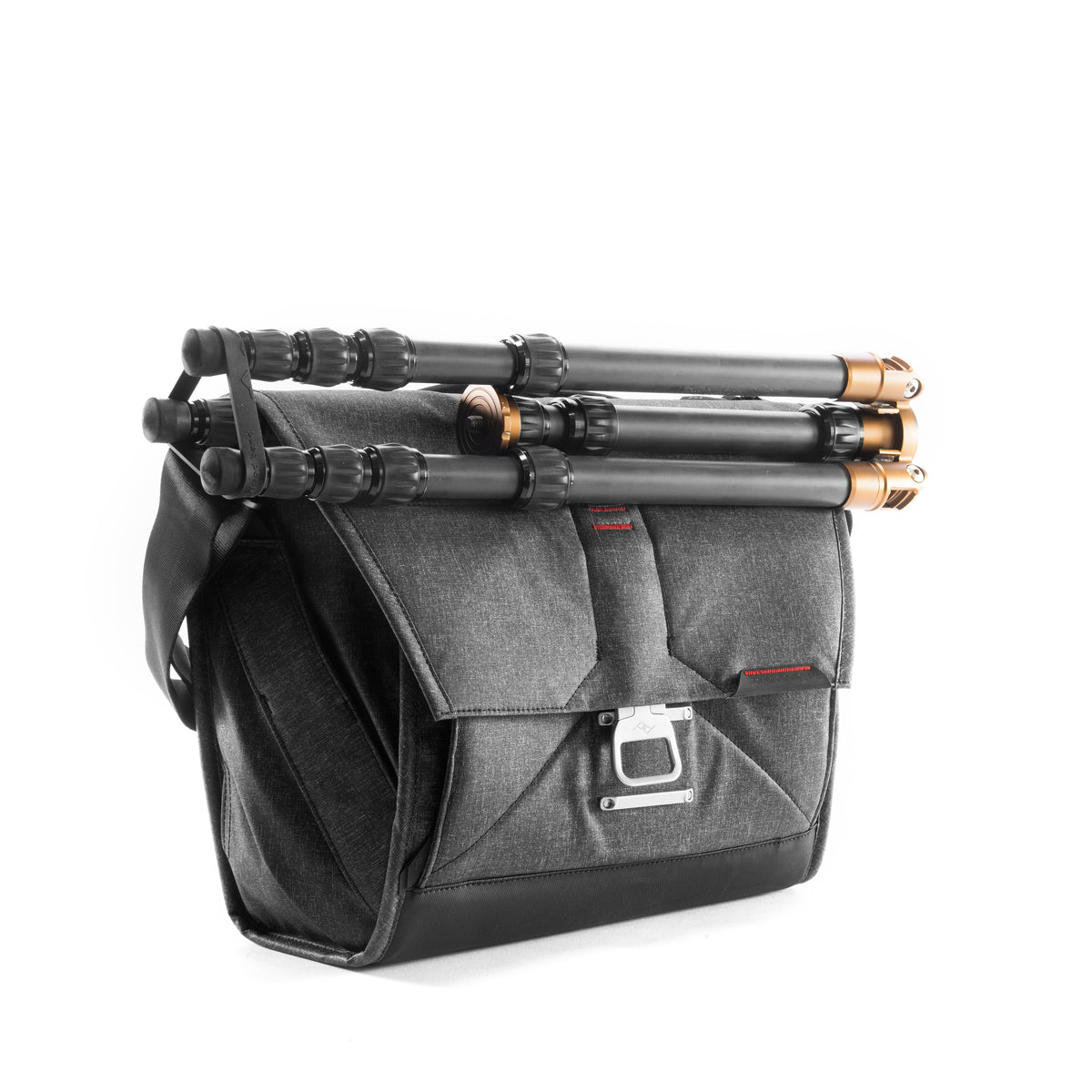 Peak Design The Everyday Messenger 13” – Charcoal