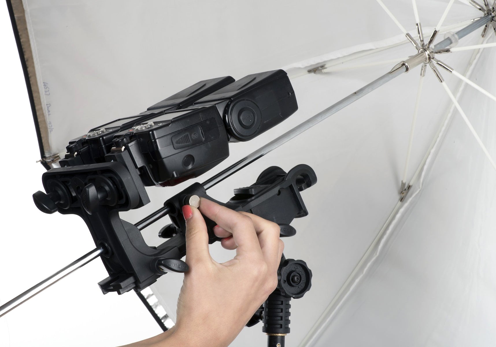 Lastolite EzyBox II Speedlite Bracket